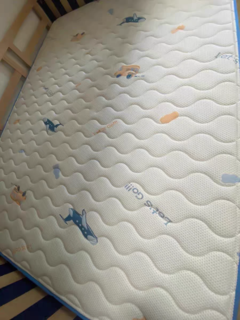 喜临门抗菌防螨黄麻硬垫家用儿童床垫