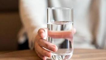 健身营养饮食：如何判断自己的身体需要补水？