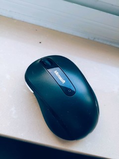 微软无线鼠标4000，颜值舒适度高