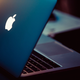 苹果新专利公布，MacBook 经典背光 Logo 或回归