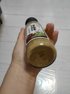 百丽油醋汁还是芝麻味的？