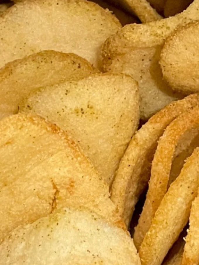 比薯片还好吃!相比一般虾片要更厚!砂味更浓! 海苔味好鲜!