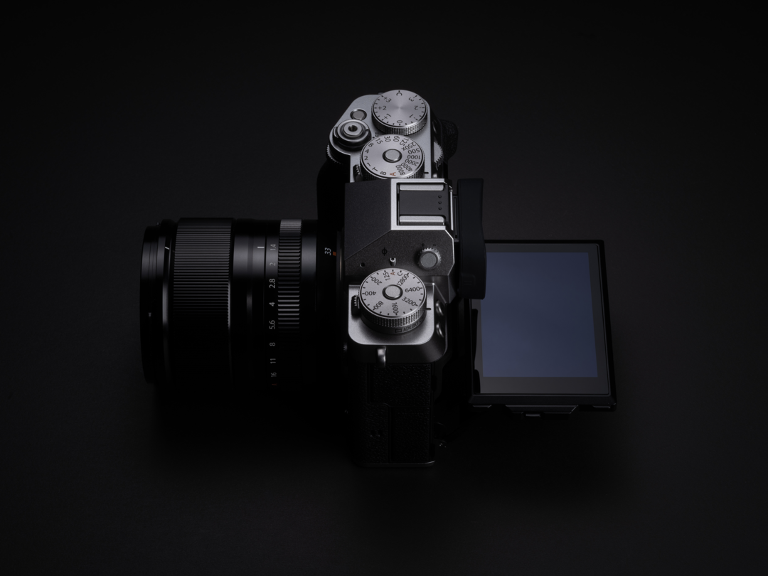 富士发布 X-T5 无反相机：4020万像素传感器、更小巧、支持6K/30P录制