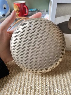 B&O Beosound A1 二代无线蓝牙音响小型便携