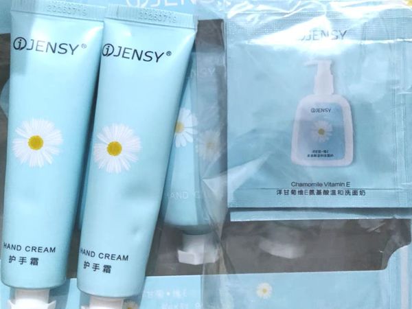 保湿又好闻的护手霜