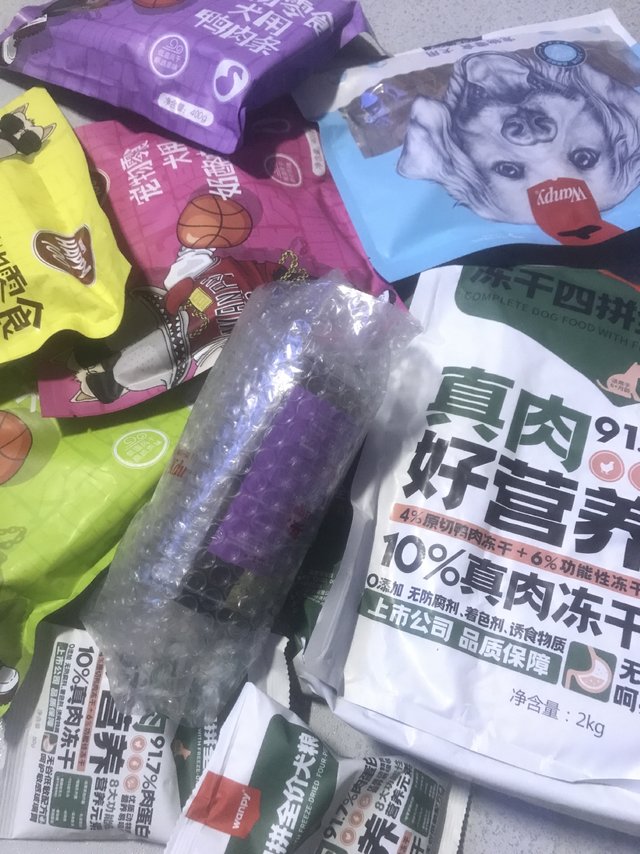 狗**较挑食，买这款给试试看，日期新鲜，