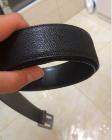  腰带质量很好，有质感，显高级上档次