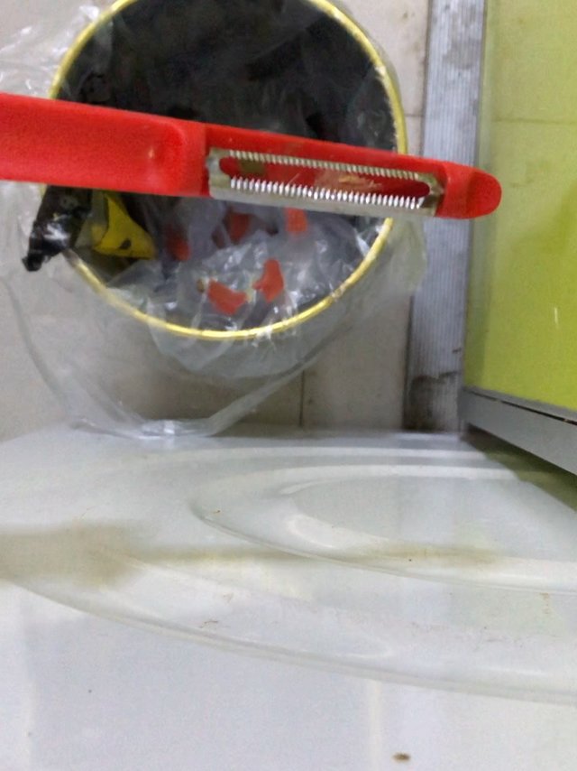 贵有贵的道理，番茄皮也能轻松刮掉