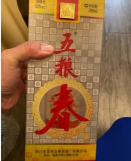 这款五粮春入口香味浓郁，绵甜，香味很协调