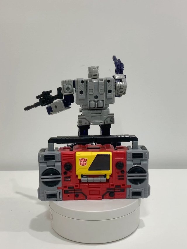 录音机两个形态你喜欢哪一个？