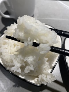 这个米饭煮出来像是五星级饭店米饭的味