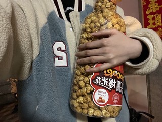 超大桶的爆米花🍿️！快和好友分享他吧！