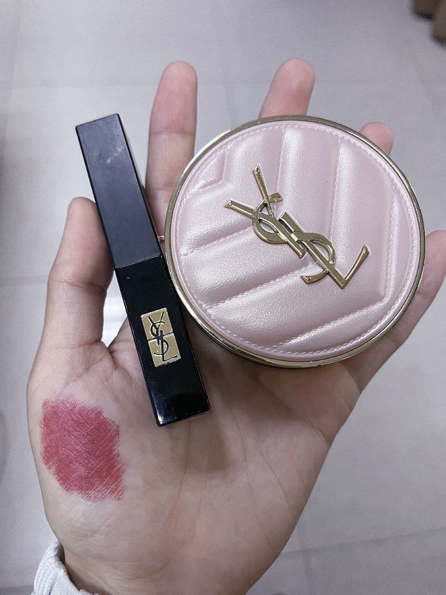 今天被夸好看了，必须给它两加鸡腿！