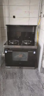 我选的带蒸箱烤箱的，功能齐全，使用方便。