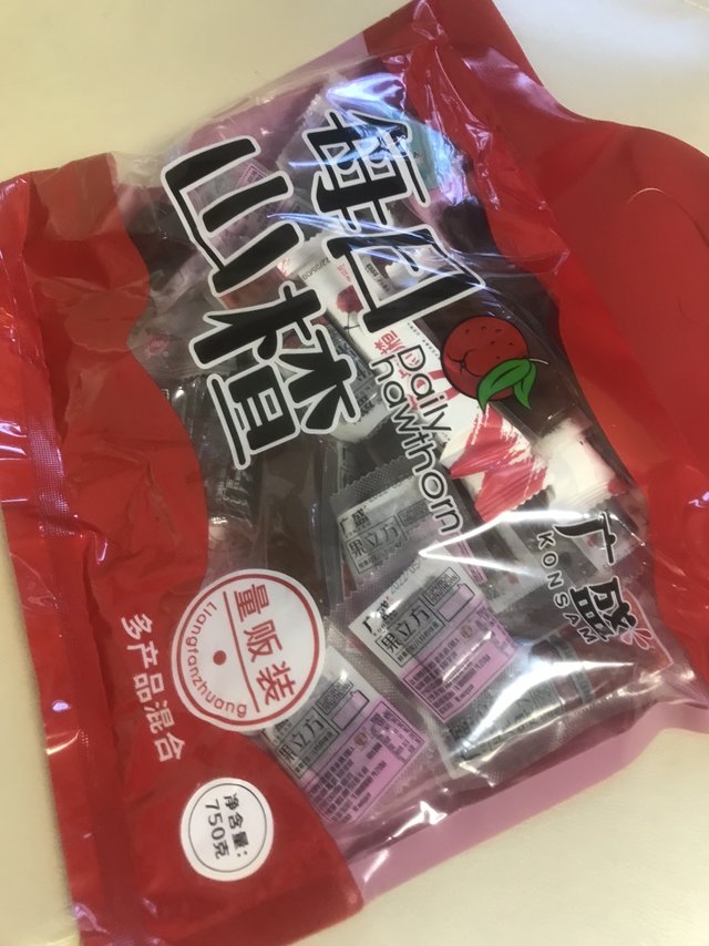 发货快的，味道很不错的，酸甜可口，有五种