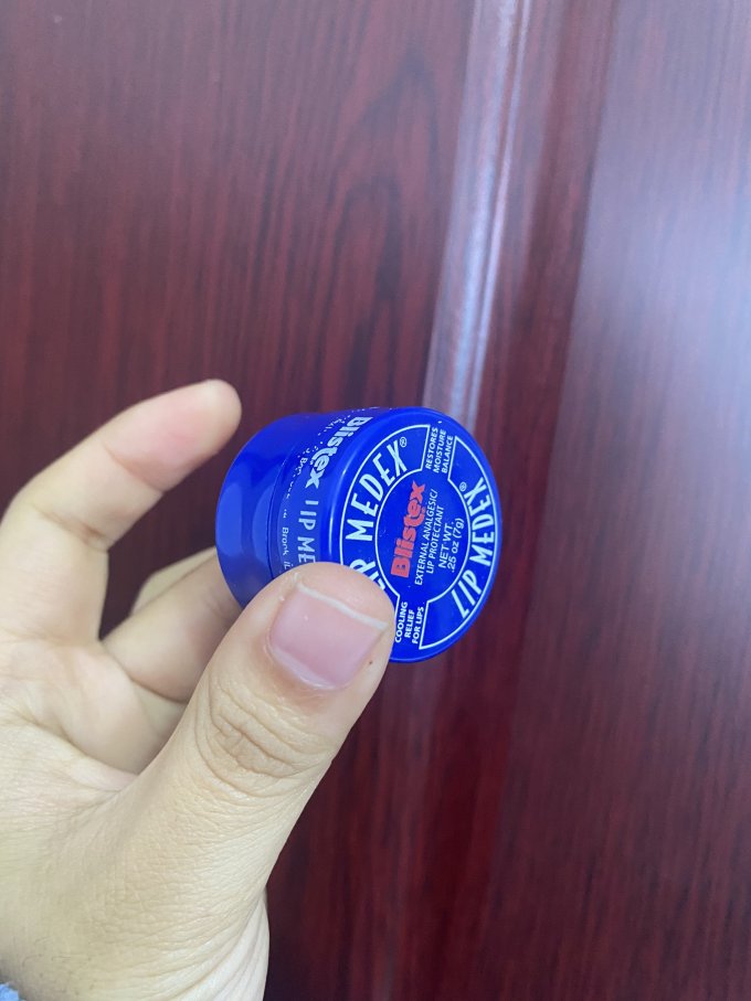 百蕾适唇膏哪款好(3支百蕾适润唇膏的评价)