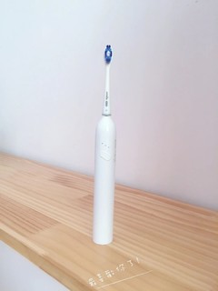 发现一款好用的Usmile电动牙刷