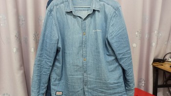 日常用品 篇二百零三：这个双11，购买的淡蓝色怀旧风牛仔衬衫到货了。