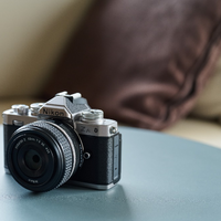 尼康发布 Z 40mm f/2 (SE) 定焦镜头：复古设计、紧凑轻质
