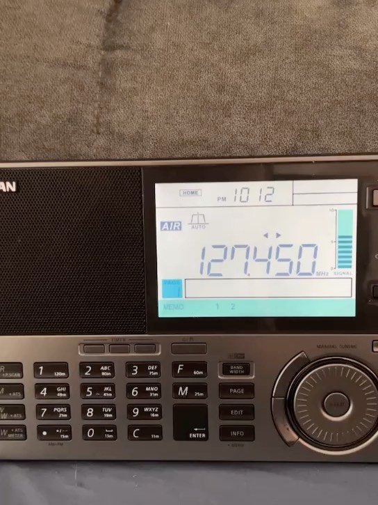 入手山进便携收音机的天花板