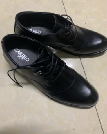 真皮材质,鞋底厚实,尺码标准,穿着美观舒适