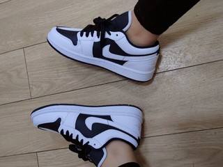 Jordan AIR JORDAN 1 阴阳熊猫 女款篮球鞋