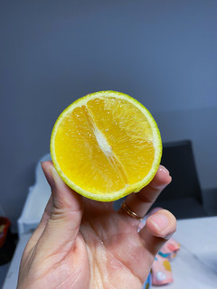 百亿补贴的冰糖橙，不如果冻橙好吃啊。