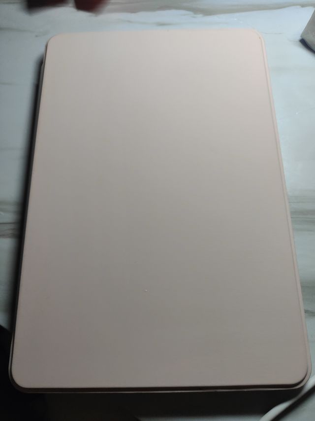 给我的平板换衣服咯，粉色配黑色绝配