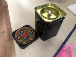 秋天的第一杯茉莉花茶我选张一元