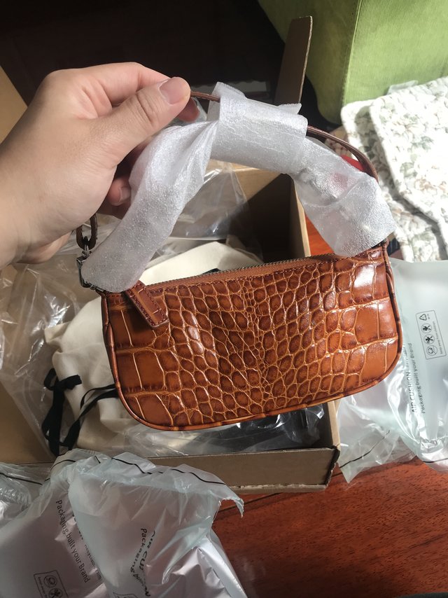 包包不一定要大但一定要可爱