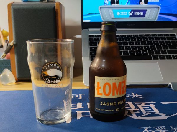 啤酒和足球绝配哦！