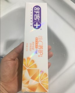 物美价廉的舒克牙膏