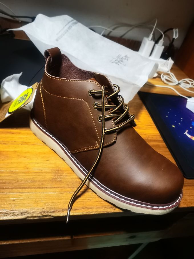 马登男士休闲鞋