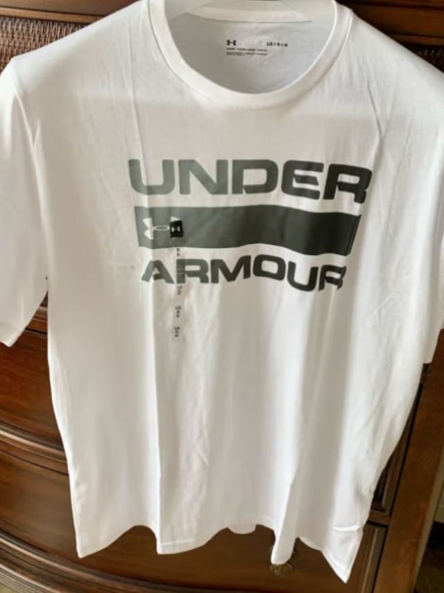 安德玛哈哈哈哈哈哈好