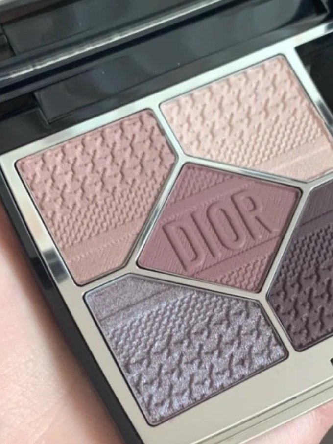 迪奥眼影怎么样好用吗 薄雾灰紫 • 高级深邃|绝美限定！Dior千鸟_什么值得买
