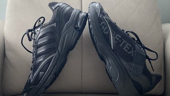 黑武士机能风好鞋，adidas Spiritian 2000 GTX