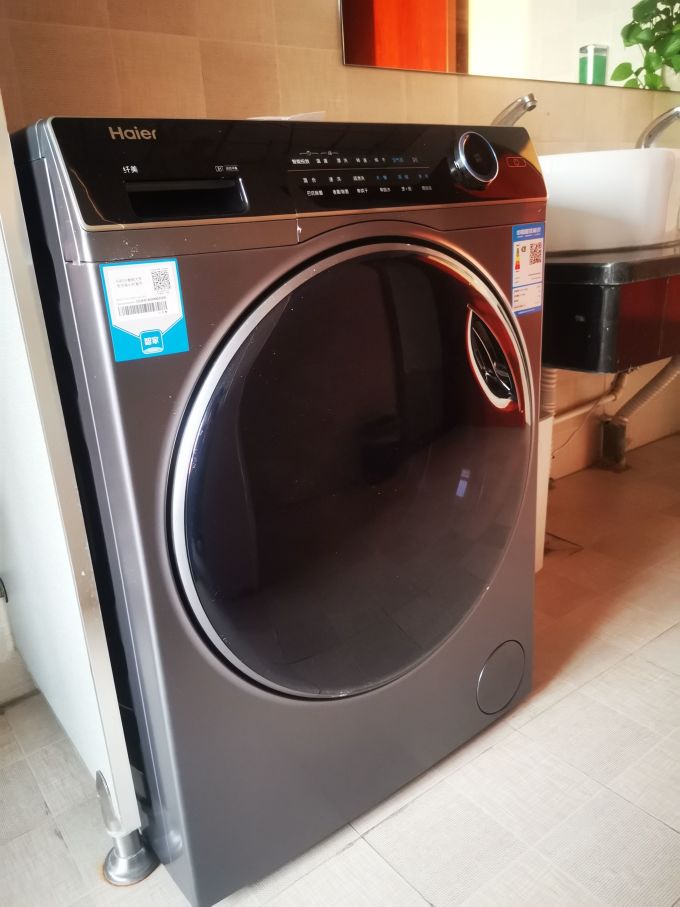 海尔xqg100-bd14126l滚筒洗衣机怎么样 买洗衣机,你首先想到的是?