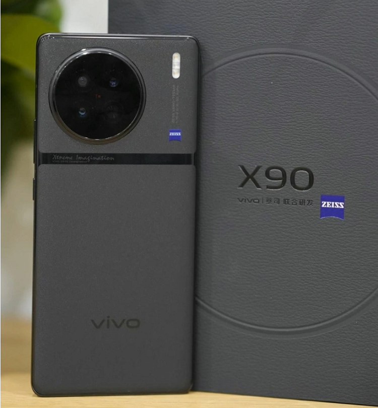 vivo 官宣 X90 系列全球首发索尼 IMX758