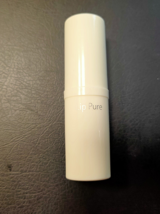 润唇膏还是曼秀雷敦好