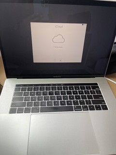 美亚的Macbookpro2018款15.4寸高配笔记本