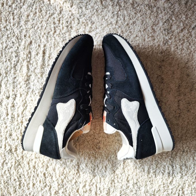 袋鼠跑鞋怎么样 kangaroos袋鼠复古跑鞋_什么值得买