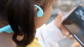 数码评测 篇五：飞利浦K4607儿童骨传导耳机，呵护听觉健康从儿童抓起