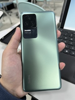 舍友的双十一战利品：红米k50pro