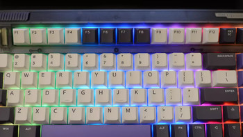 双十一降级消费了，我就买了把铝厂键盘——IQUNIX OG80薄藤三模机械键盘