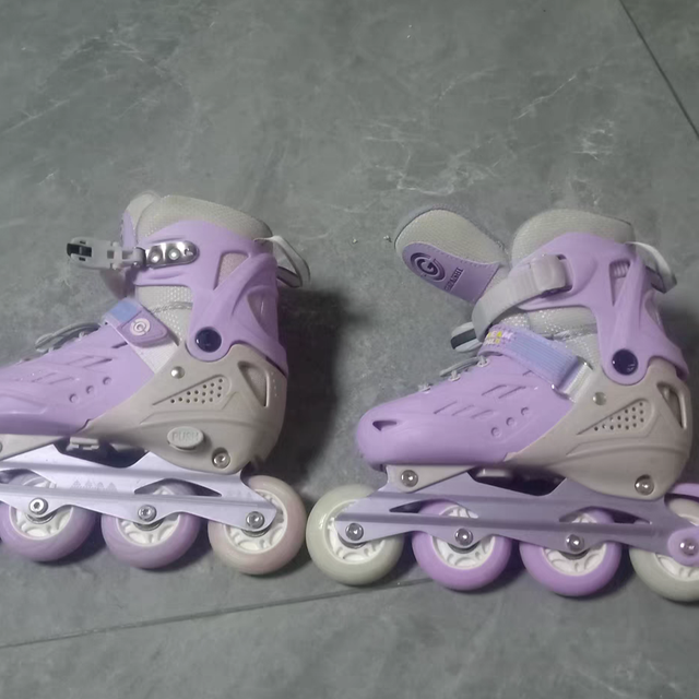 轮滑，让速度如飞一般都流畅