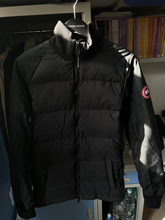 加拿大鹅男士羽绒服
