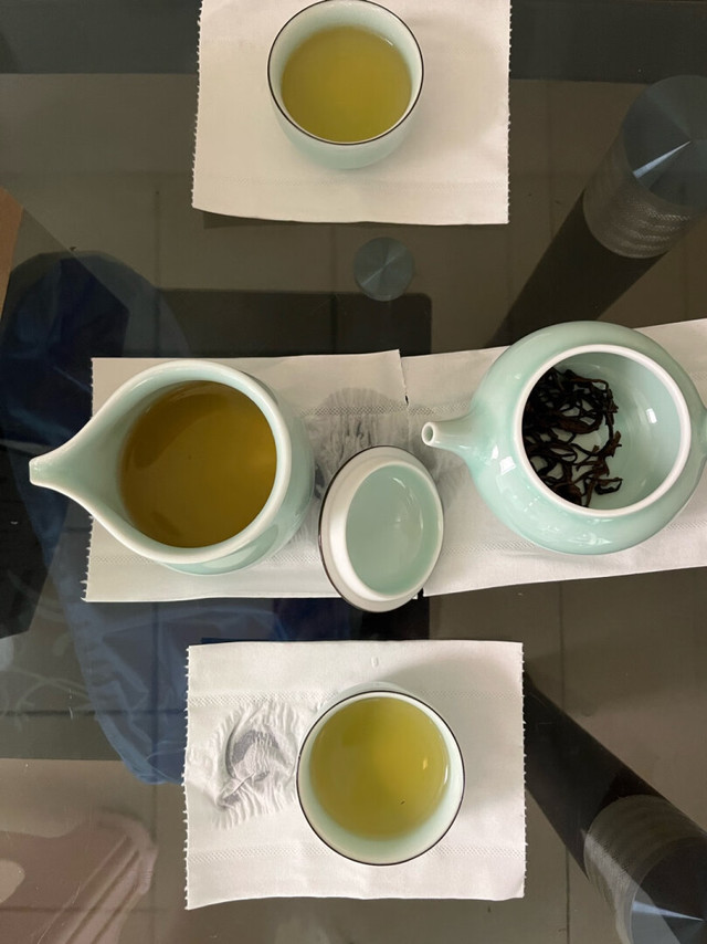 茶具颜值很高，茶汤倒入茶杯不会很烫手，茶