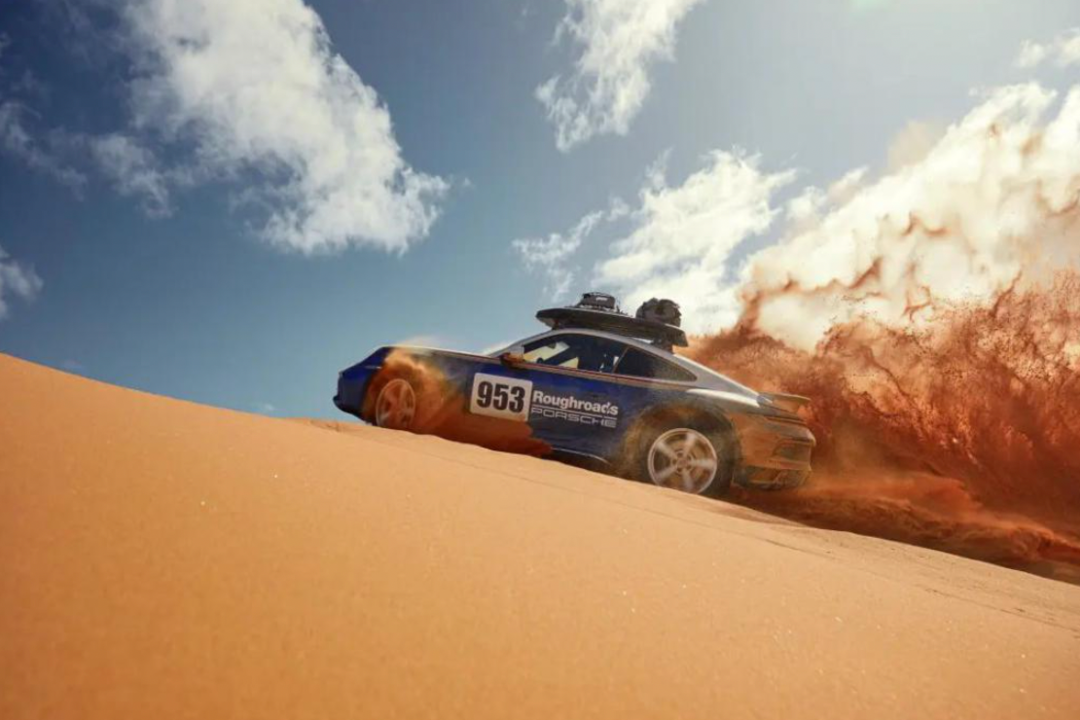 致敬达喀尔冠军车！保时捷全新911 Dakar