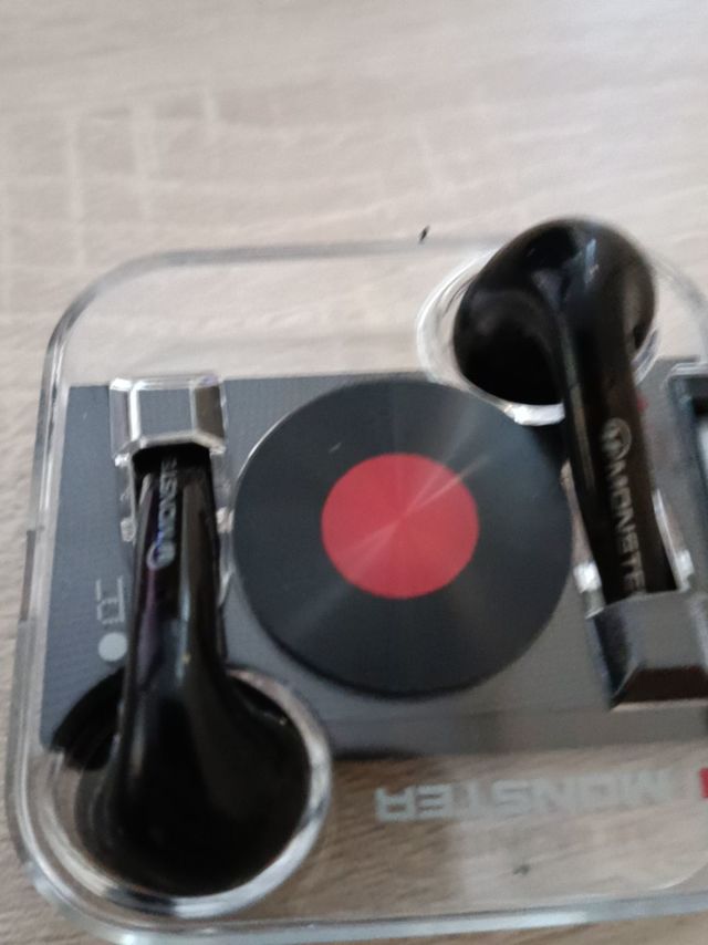 不到60元的一款蓝牙耳机