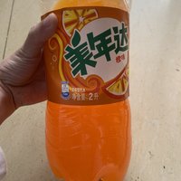 美年达 橙色碳酸饮料